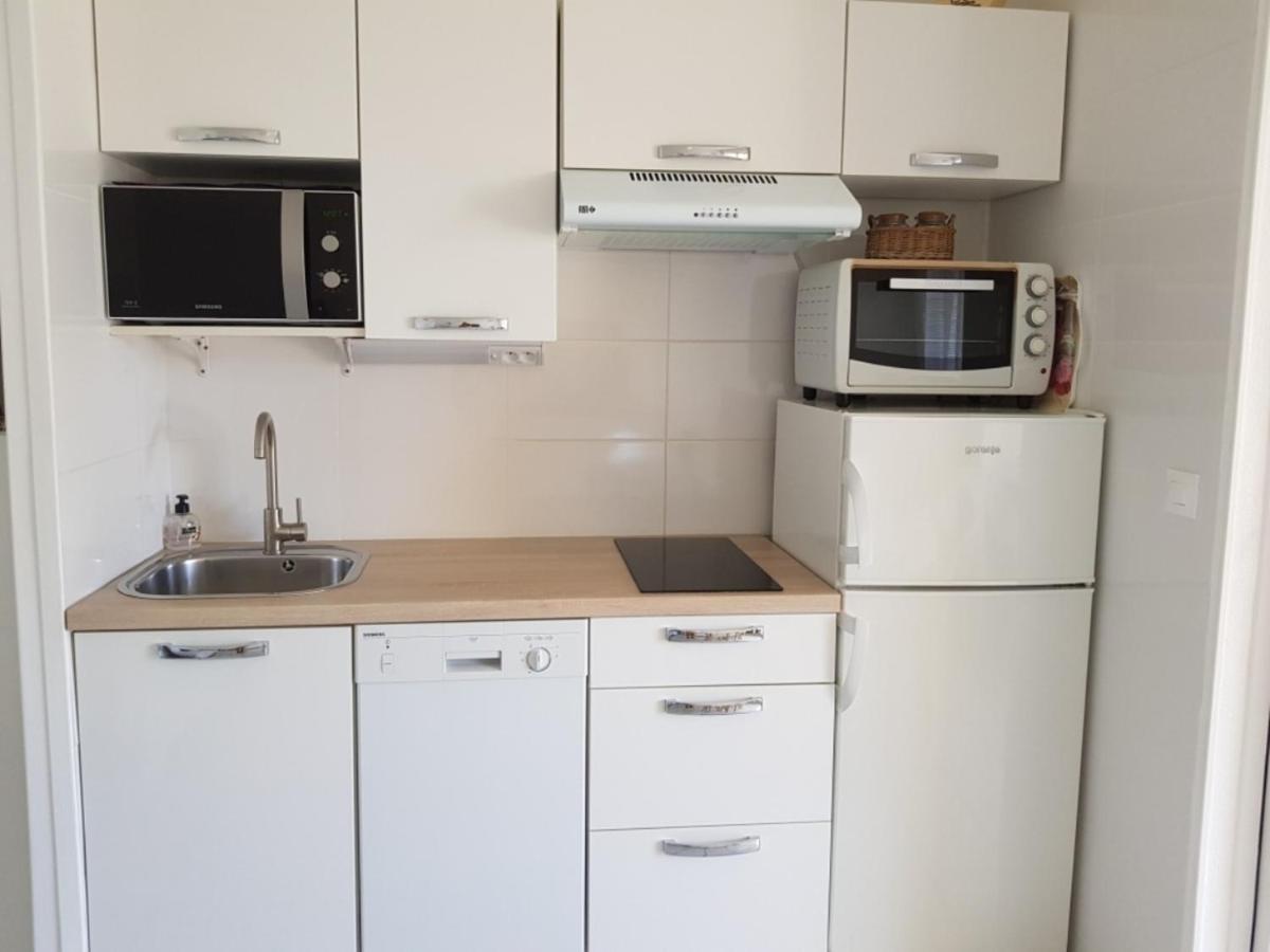 Le Garden 250 M Du Chay Appartement *